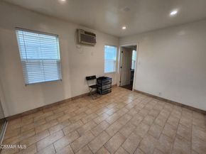 5841 Tujunga Avenue, North Hollywood CA 91601