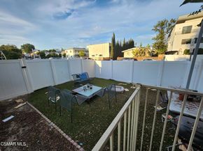5841 Tujunga Avenue, North Hollywood CA 91601