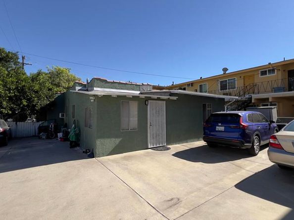 1923 Grismer Avenue, Burbank CA 91504