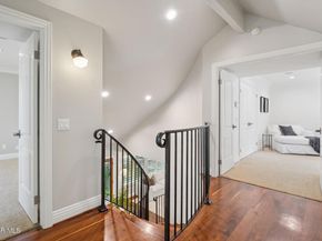 5900 Gleam Court, Agoura Hills CA 91301