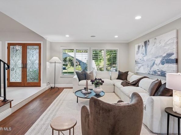 5900 Gleam Court, Agoura Hills CA 91301