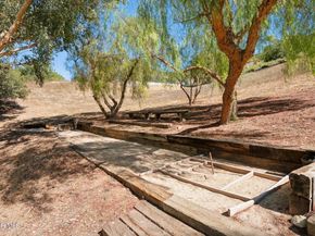 5900 Gleam Court, Agoura Hills CA 91301