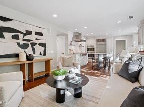 5900 Gleam Court, Agoura Hills CA 91301