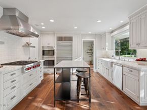 5900 Gleam Court, Agoura Hills CA 91301