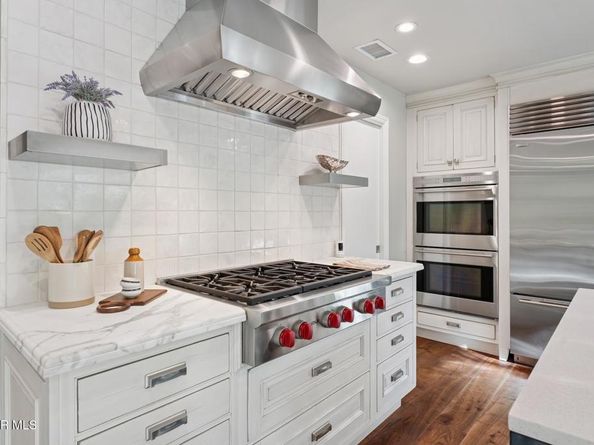 5900 Gleam Court, Agoura Hills CA 91301