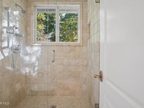 5900 Gleam Court, Agoura Hills CA 91301