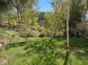 5900 Gleam Court, Agoura Hills CA 91301