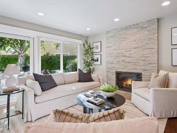 5900 Gleam Court, Agoura Hills CA 91301