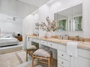 5900 Gleam Court, Agoura Hills CA 91301