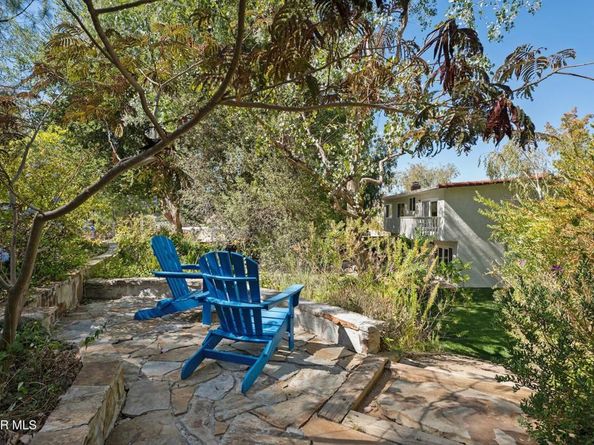 5900 Gleam Court, Agoura Hills CA 91301