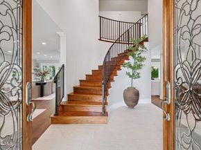 5900 Gleam Court, Agoura Hills CA 91301