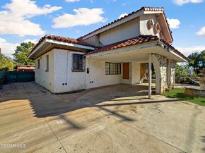 10956 Columbus Avenue, San Fernando CA 91345