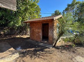 10956 Columbus Avenue, San Fernando CA 91345