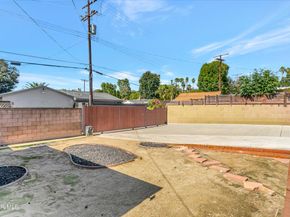 8225 Fallbrook Avenue, West Hills CA 91304
