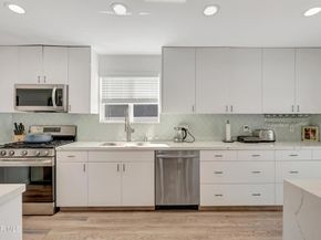 8225 Fallbrook Avenue, West Hills CA 91304