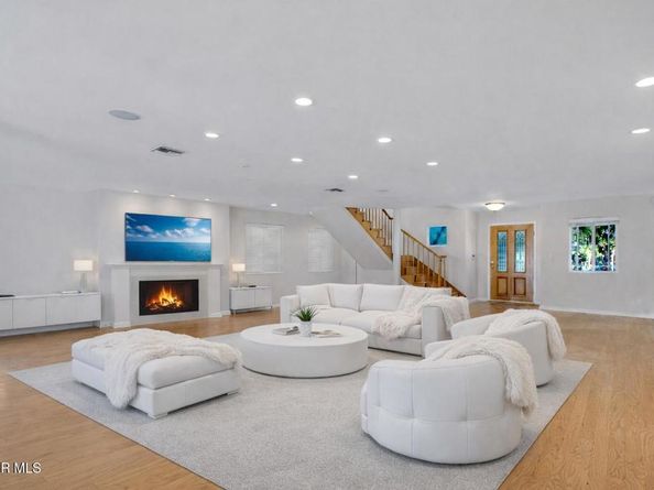 4539 Mammoth Ave Avenue, Sherman Oaks CA 91423