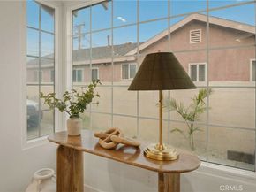 1111 W 98th Street, Los Angeles CA 90044