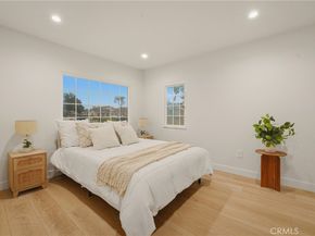 1111 W 98th Street, Los Angeles CA 90044