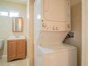 1805 W 35th Street, Los Angeles CA 90018