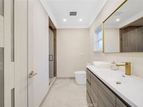 1436 Ardmore Avenue, Glendale CA 91202
