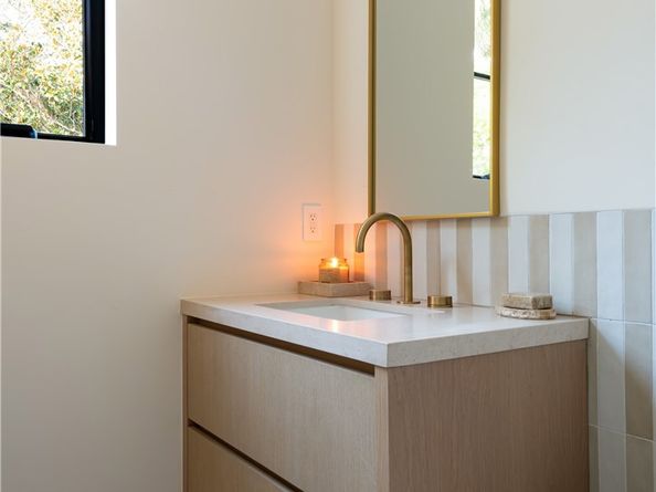 4170 Sunnyslope Avenue, Sherman Oaks CA 91423