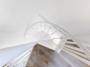 19314 Valerio, Reseda CA 91335