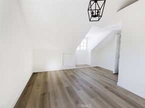 19314 Valerio, Reseda CA 91335