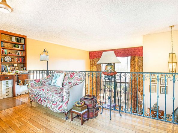 125 W Mountain Street 303, Glendale CA 91202