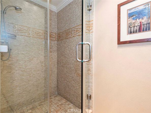 125 W Mountain Street 303, Glendale CA 91202