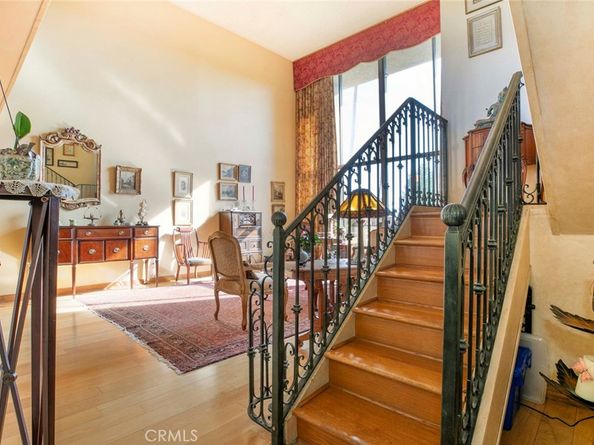 125 W Mountain Street 303, Glendale CA 91202