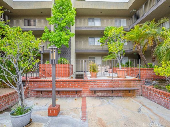 125 W Mountain Street 303, Glendale CA 91202