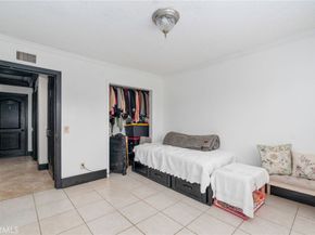 2639 Round, Los Angeles CA 90032