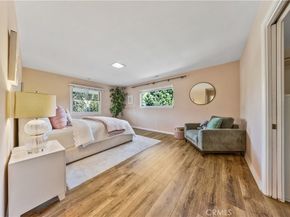 N Gainsborough Dr, Pasadena CA 91107