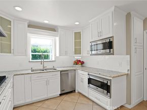 112 N Garfield Place, Monrovia CA 91016