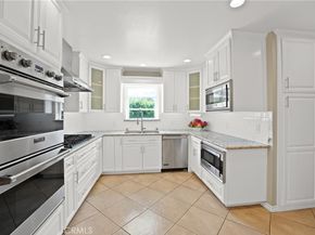 112 N Garfield Place, Monrovia CA 91016