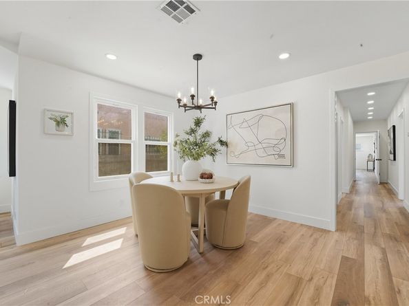 8909 S 5th Avenue, Inglewood CA 90305