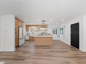 8909 S 5th Avenue, Inglewood CA 90305