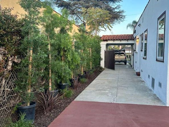 8909 S 5th Avenue, Inglewood CA 90305