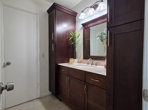 1351 E Bankers Drive, Carson CA 90746