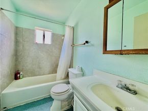 812 E 8th Street, Long Beach CA 90813