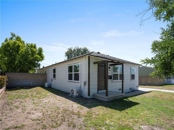 334 N Vernon, Azusa CA 91702