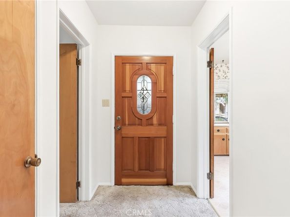 836 N 10th, Upland CA 91786