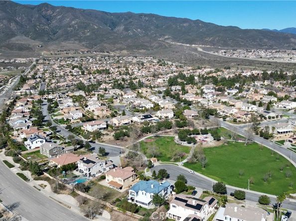 13859 Oak Leaf Way, Rancho Cucamonga CA 91739