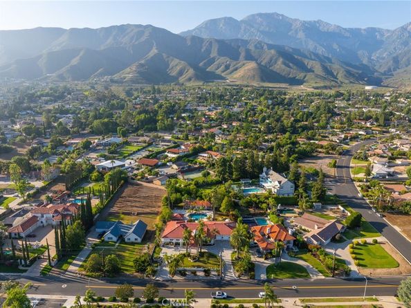 275 E 24th Street, Upland CA 91784