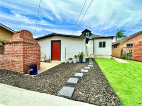 160 W 48th Street, Los Angeles CA 90037