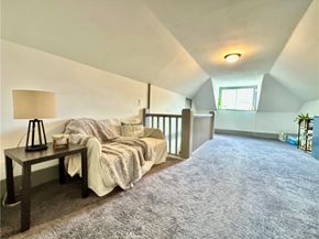 160 W 48th Street, Los Angeles CA 90037