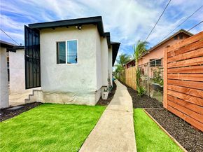 160 W 48th Street, Los Angeles CA 90037