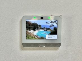 160 W 48th Street, Los Angeles CA 90037