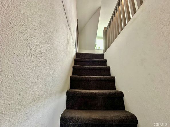 160 W 48th Street, Los Angeles CA 90037