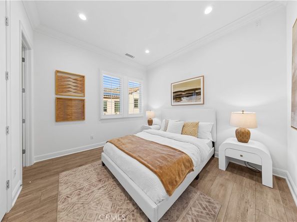 111 great oak, Irvine CA 92602